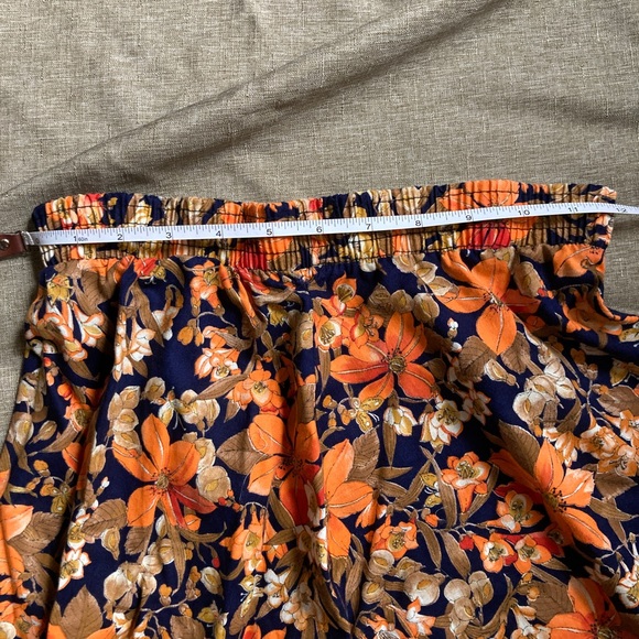 Floral skirt with elastic waistband - Picture 4 of 7